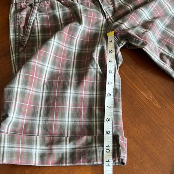 Abercrombie & Fitch Size 0 Plaid Bermuda Shorts with cuffs Preppy Long - Picture 7 of 8